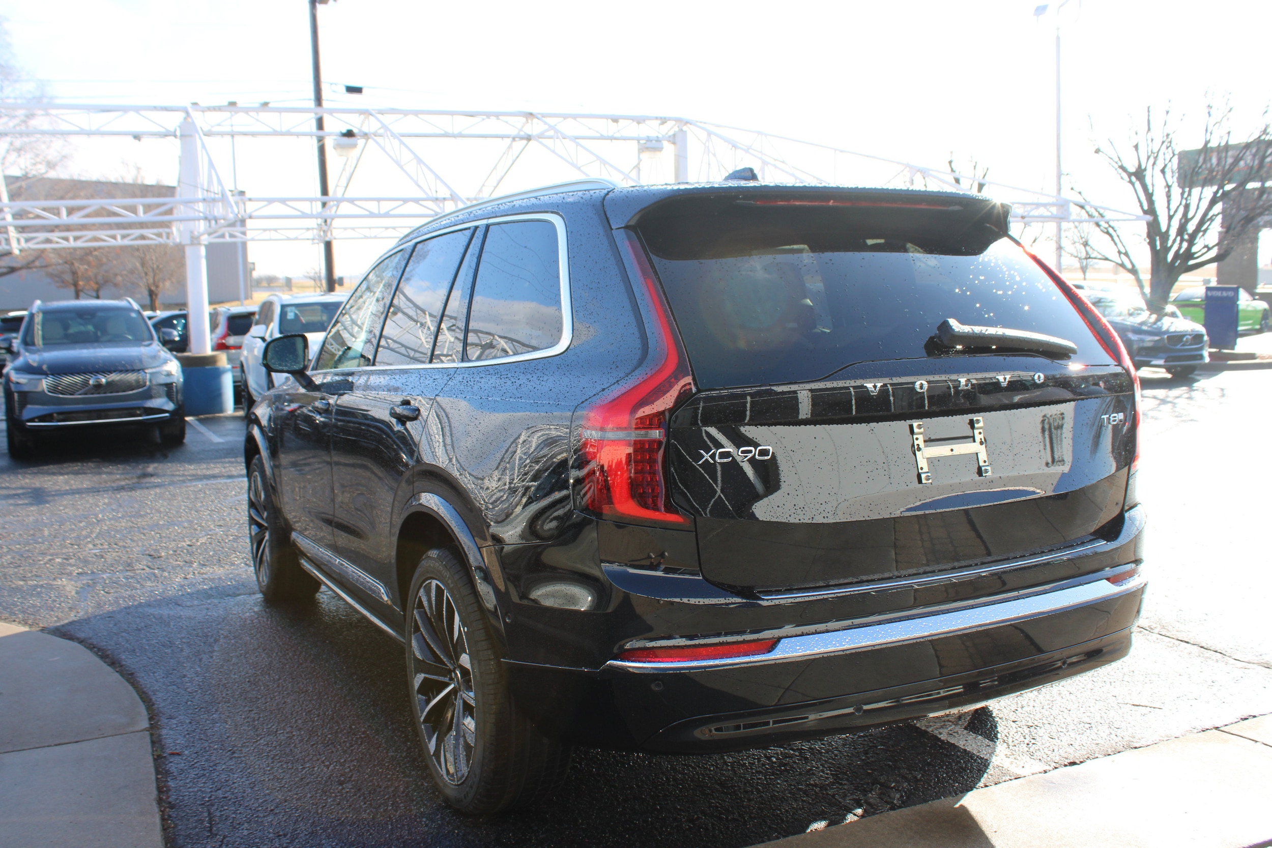 2026 Volvo XC90 Plus - Photo 8