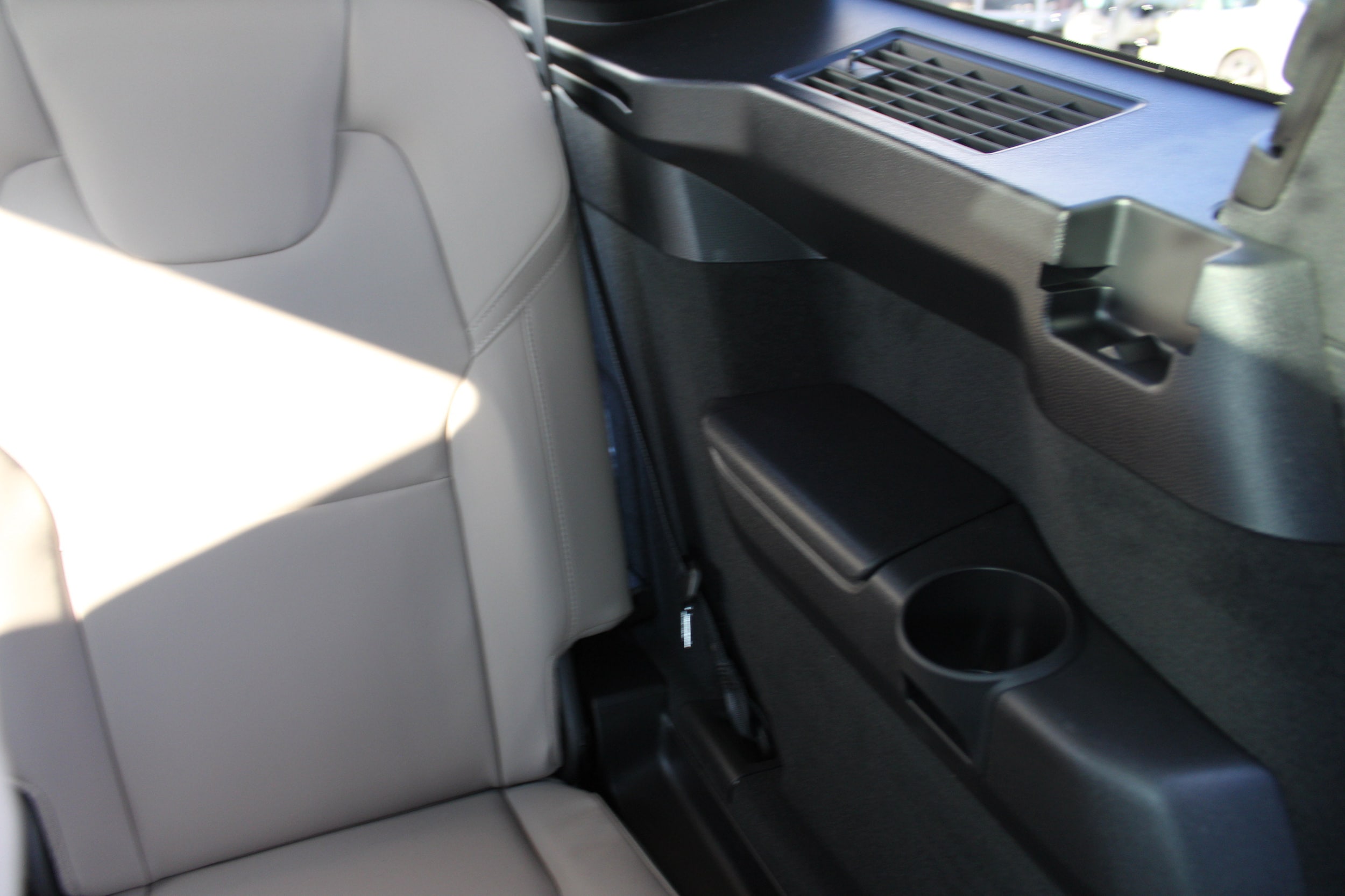 2026 Volvo XC90 Plus - Photo 39