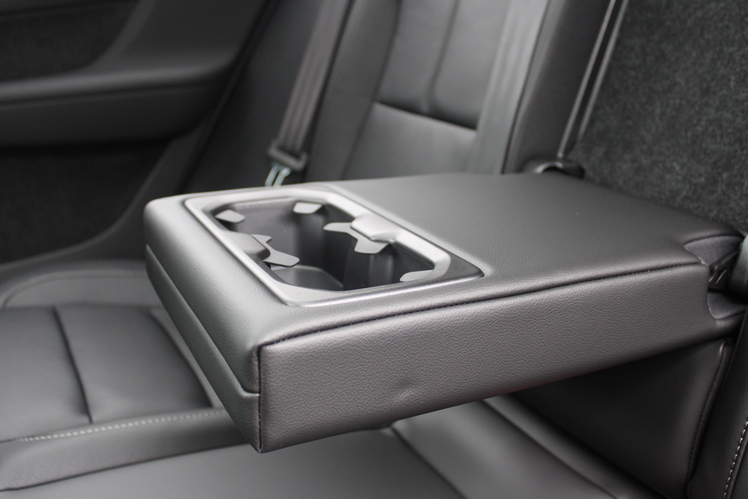 2026 Volvo XC40 Plus - Photo 41