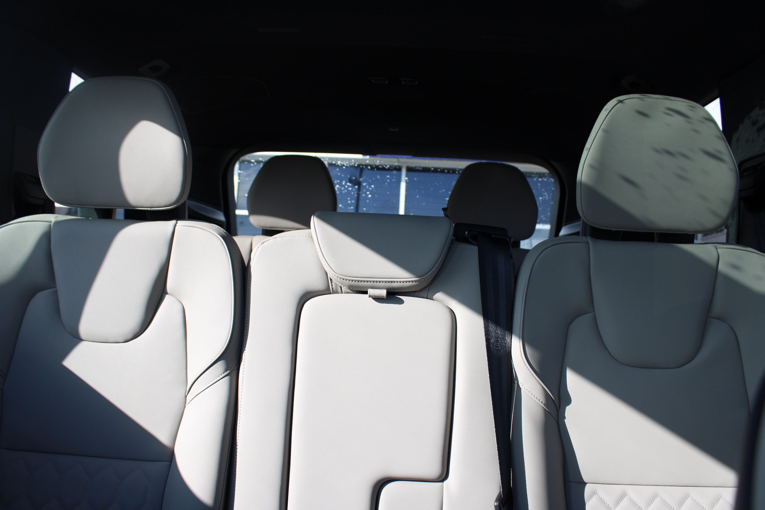 2026 Volvo XC90 Plus - Photo 33