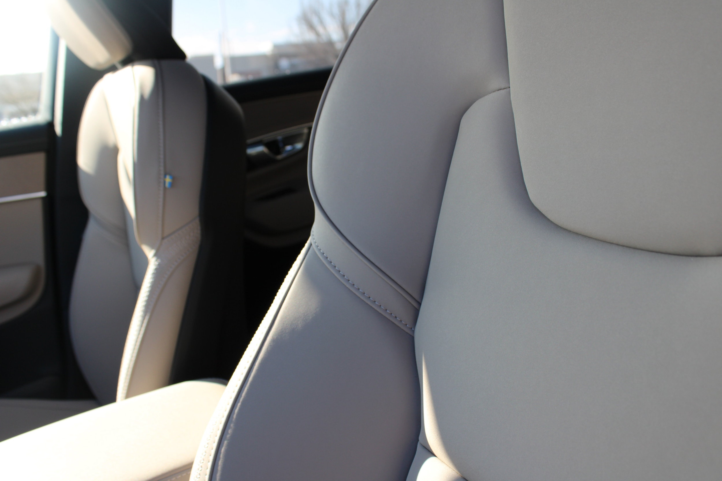 2026 Volvo XC90 Plus - Photo 13