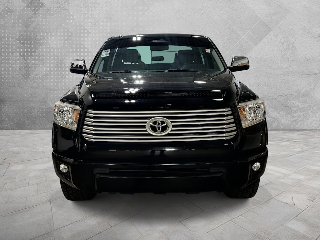 Used 2017 Toyota Tundra Platinum 5.7L V8 w/FFV Crew Cab Pickup
