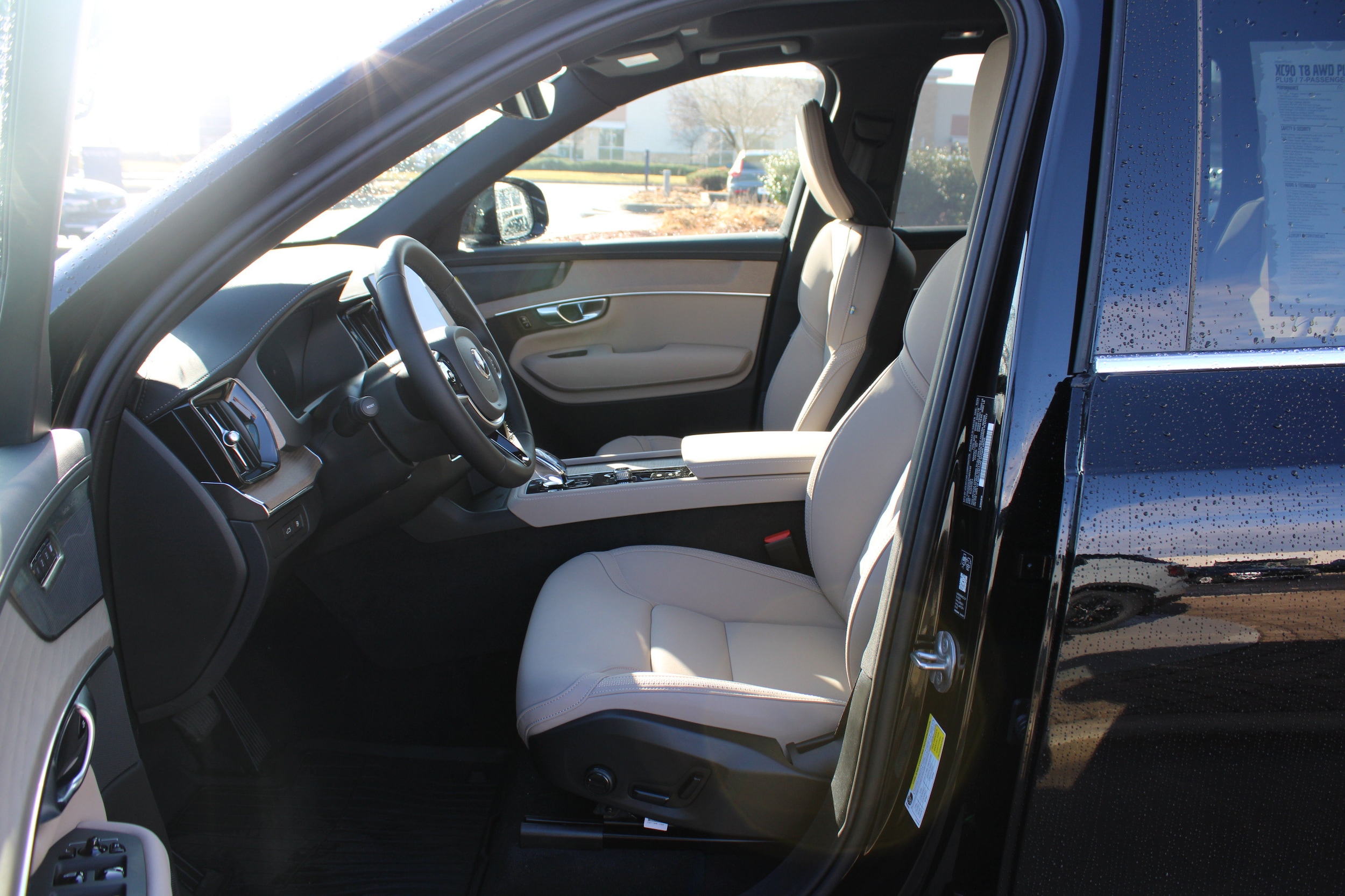 2026 Volvo XC90 Plus - Photo 9