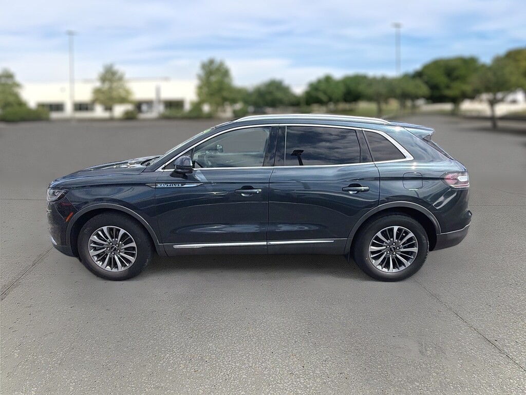 Used 2023 Lincoln Nautilus Standard FWD