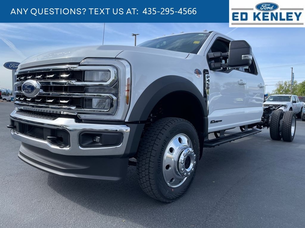 2026 Ford F-450 Super Duty Chassis Cab Lariat