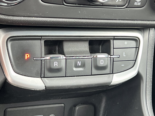 2024 GMC Terrain SLE - Photo 25