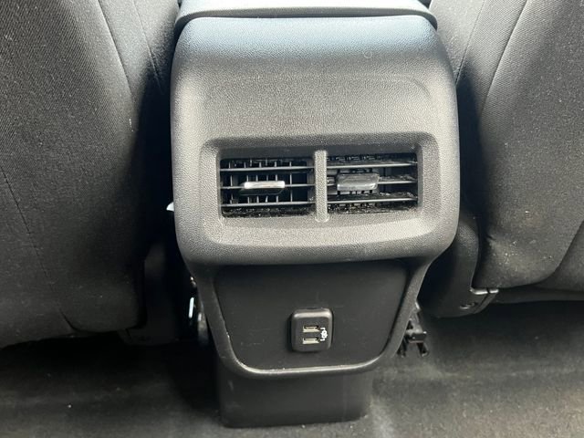 2023 Chevrolet Equinox LT - Photo 32