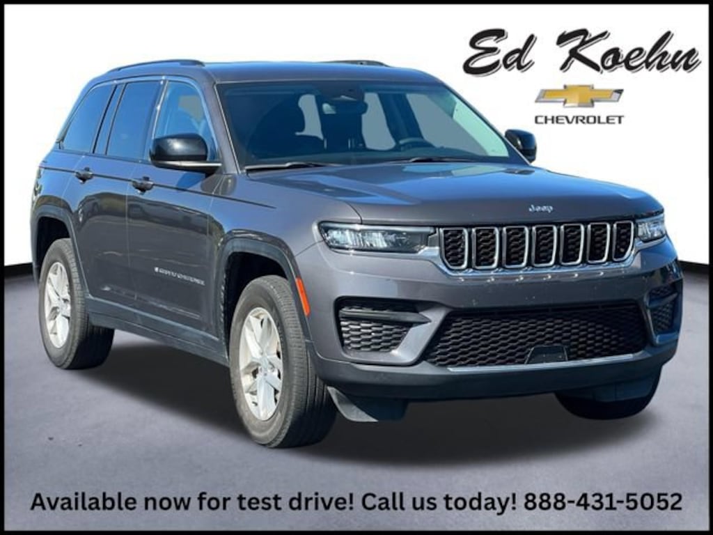 Used 2023 Jeep Grand Cherokee Laredo 4x4 SUV