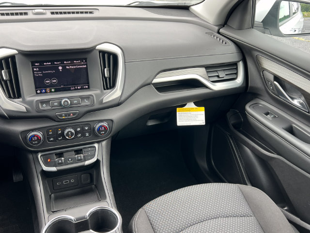 2024 GMC Terrain SLE - Photo 31