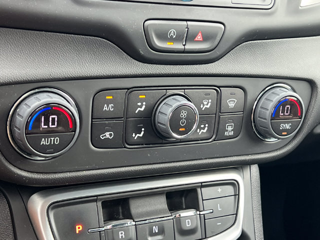 2024 GMC Terrain SLE - Photo 24
