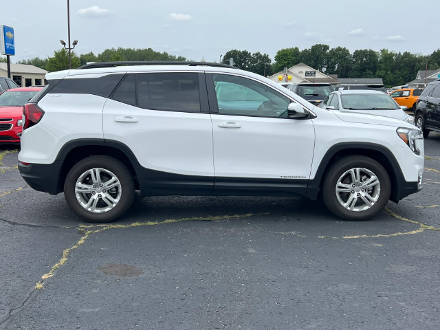 2024 GMC Terrain SLE - Photo 44