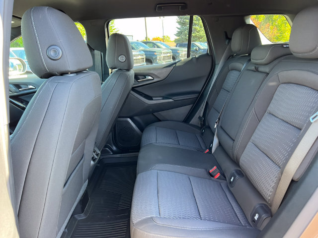 New 2027 Chevrolet Equinox LT SUV