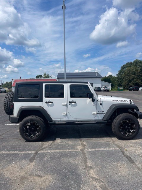 Used 2017 Jeep Wrangler Unlimited Sport S with VIN 1C4BJWDG5HL579352 for sale in Rockford, MI