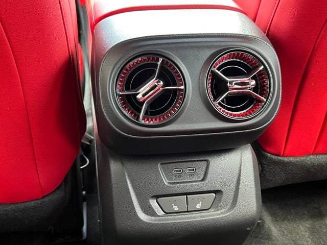 2025 Chevrolet Blazer EV RS - Photo 32