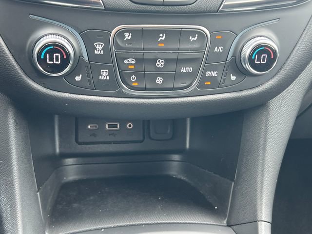 2023 Chevrolet Equinox LT - Photo 23
