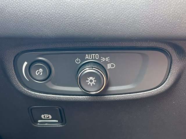 2024 GMC Terrain SLE - Photo 17