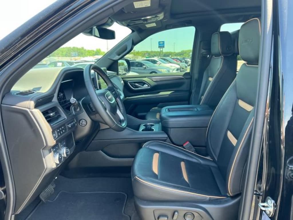 Used 2023 GMC Yukon AT4 SUV