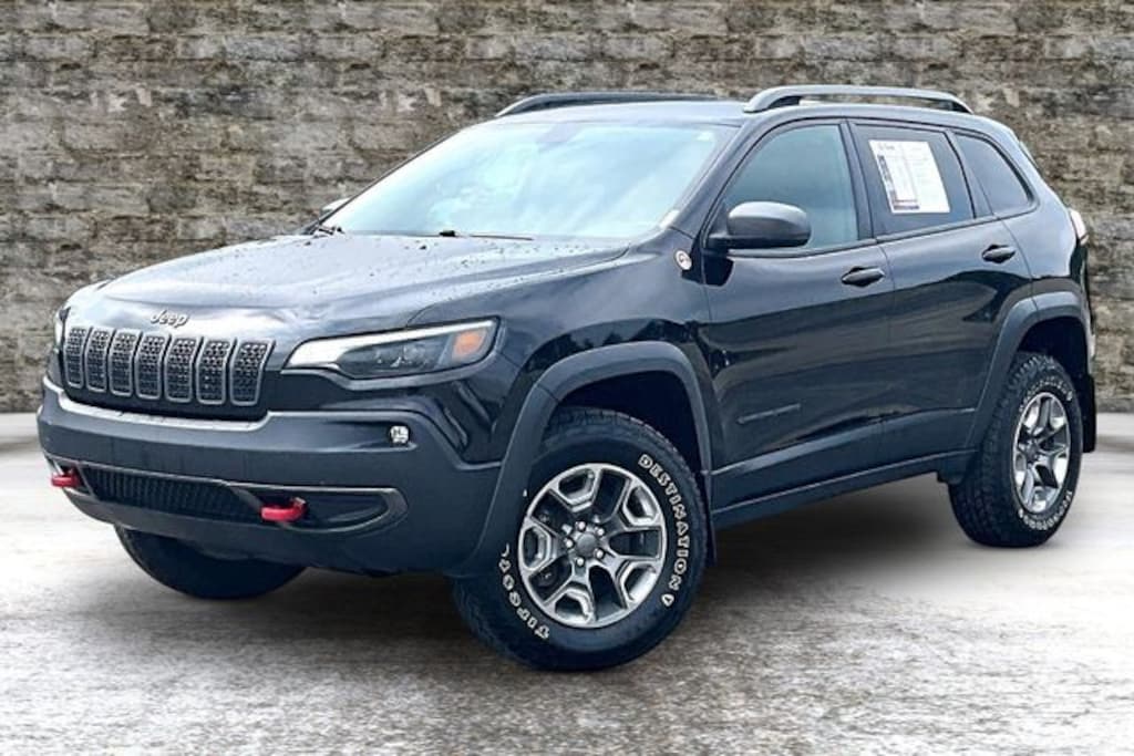 Used 2019 Jeep Cherokee Trailhawk SUV