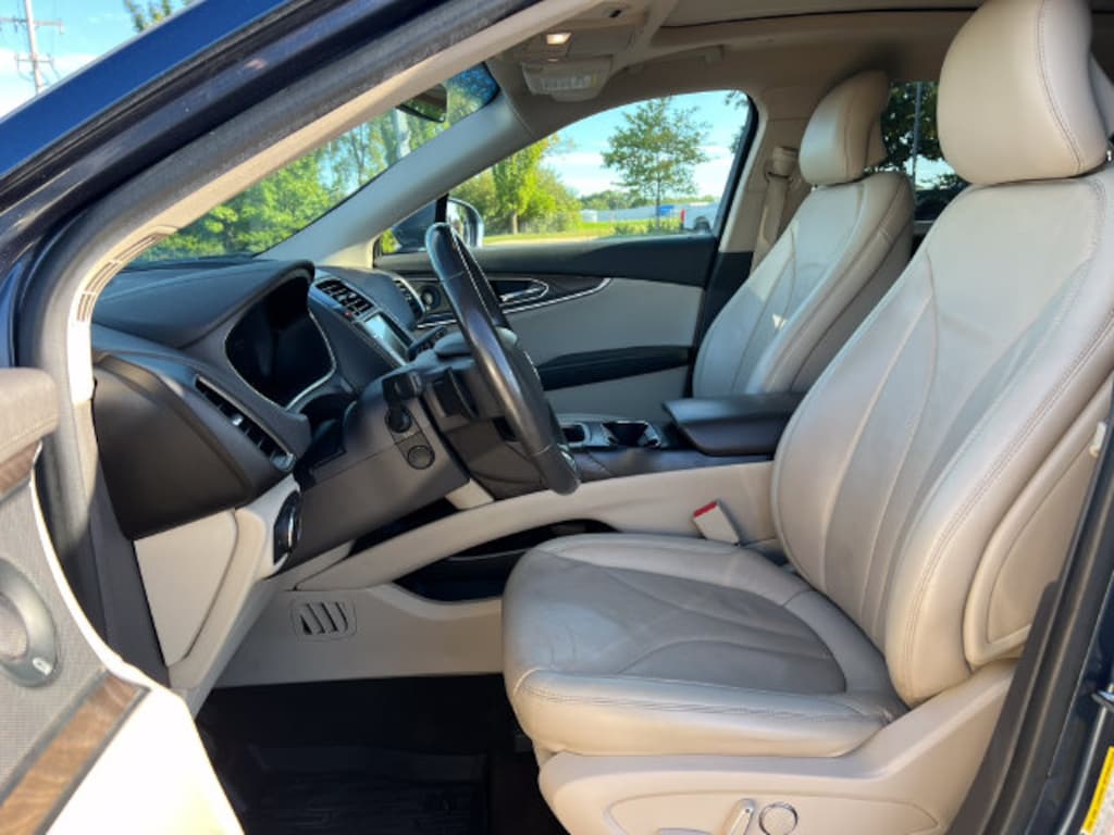 Used 2019 Lincoln Nautilus Reserve SUV