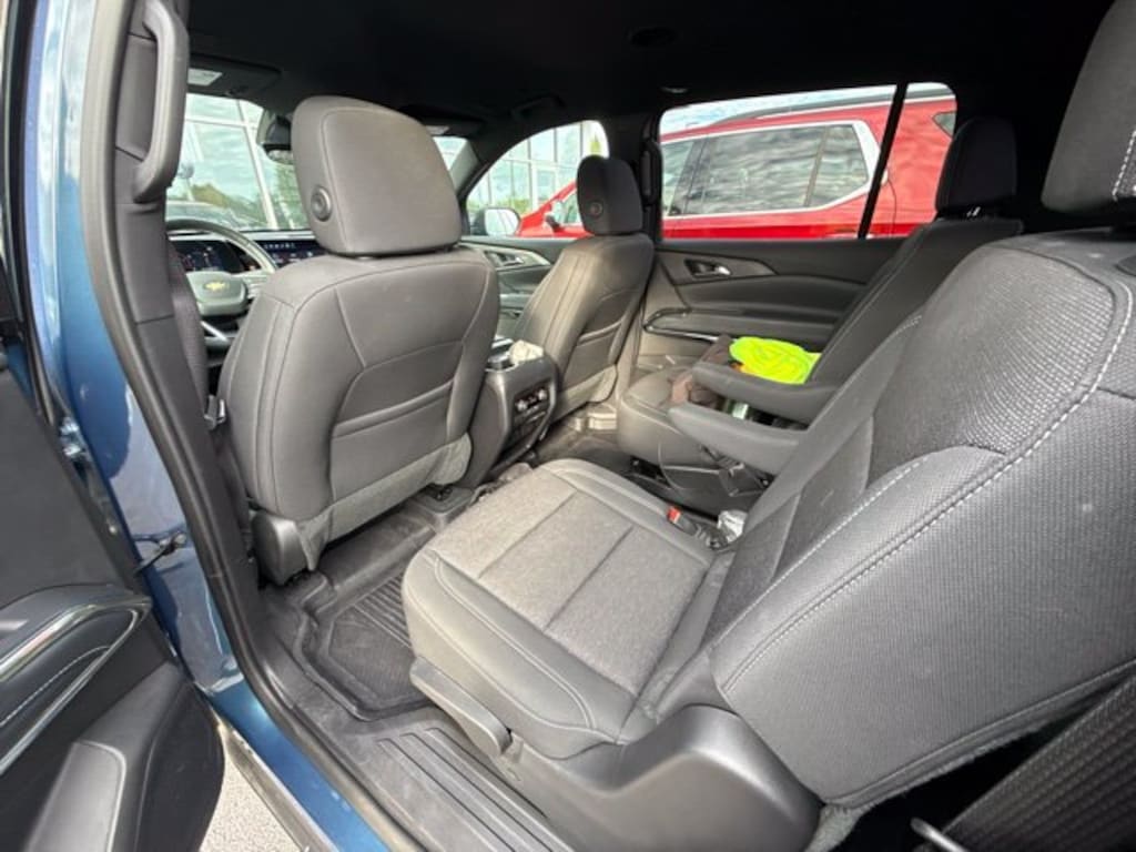 Used 2026 Chevrolet Traverse LT SUV