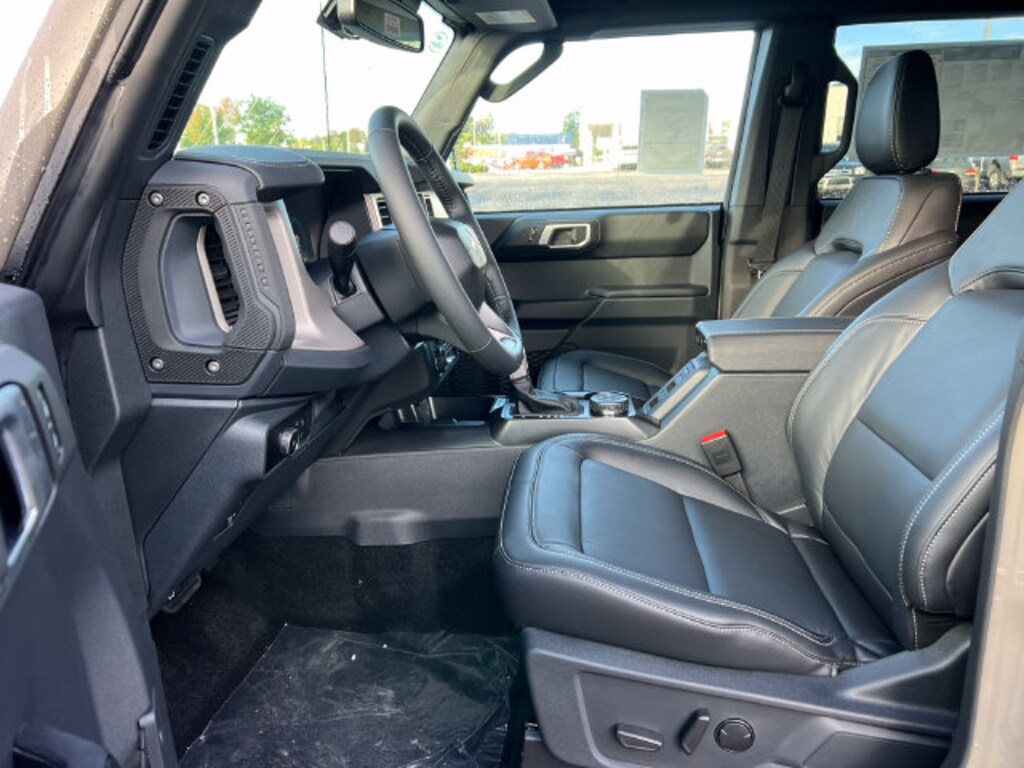 New 2026 Ford Bronco Outer Banks SUV