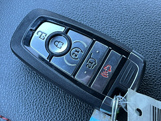 2026 Ford Escape ST-Line Select - Photo 33