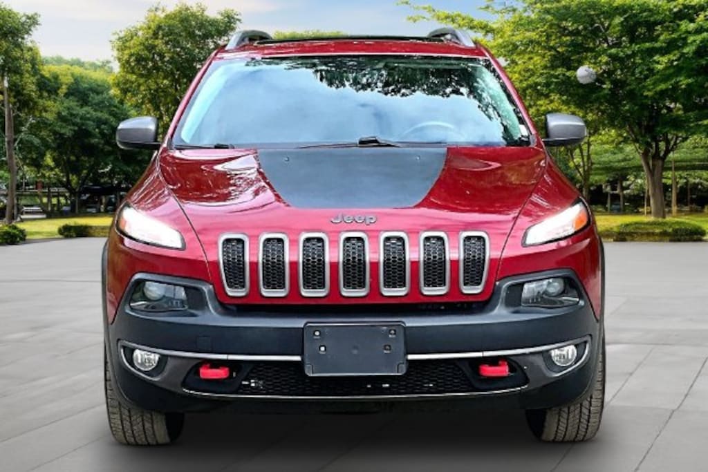 Used 2017 Jeep Cherokee Trailhawk SUV