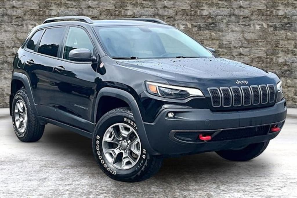 Used 2019 Jeep Cherokee Trailhawk SUV
