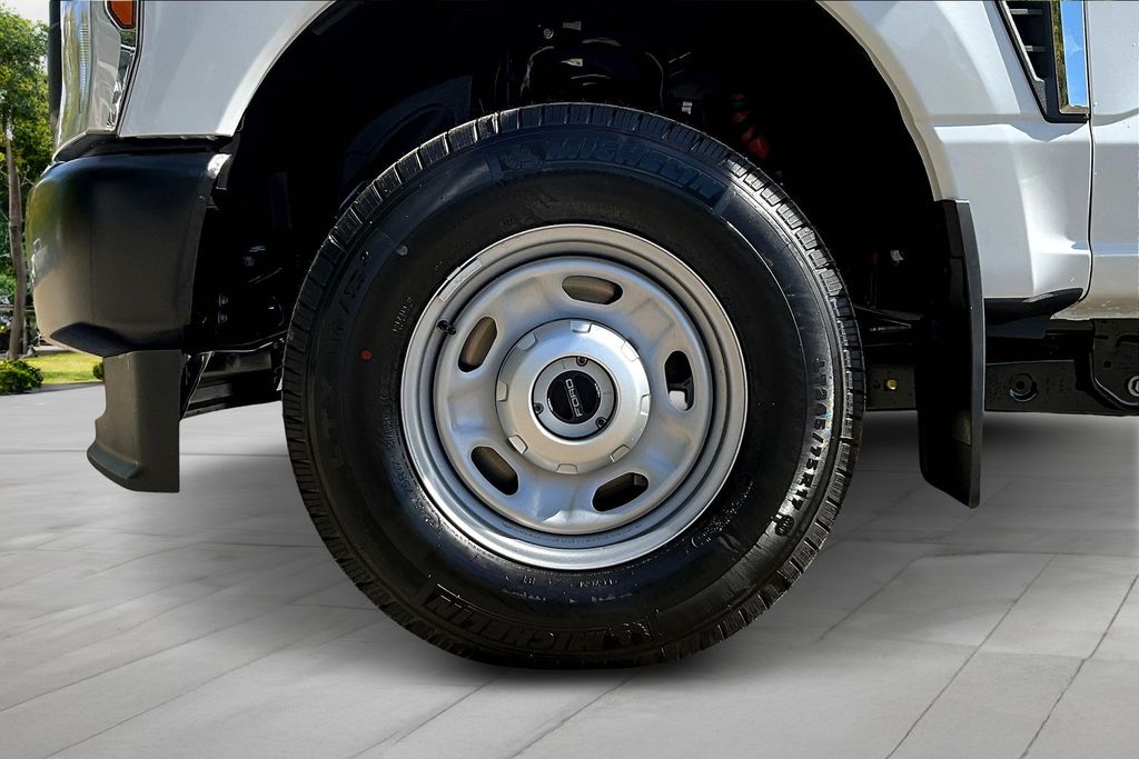 2026 Ford F-250 Super Duty XL - Photo 10