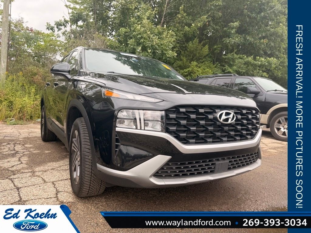 Used 2023 Hyundai Santa Fe SE SUV