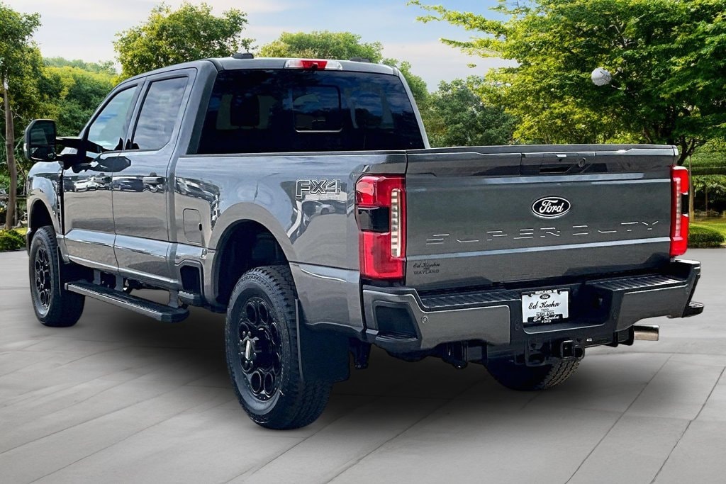 New 2027 Ford Super Duty F-250® XLT TRUCK
