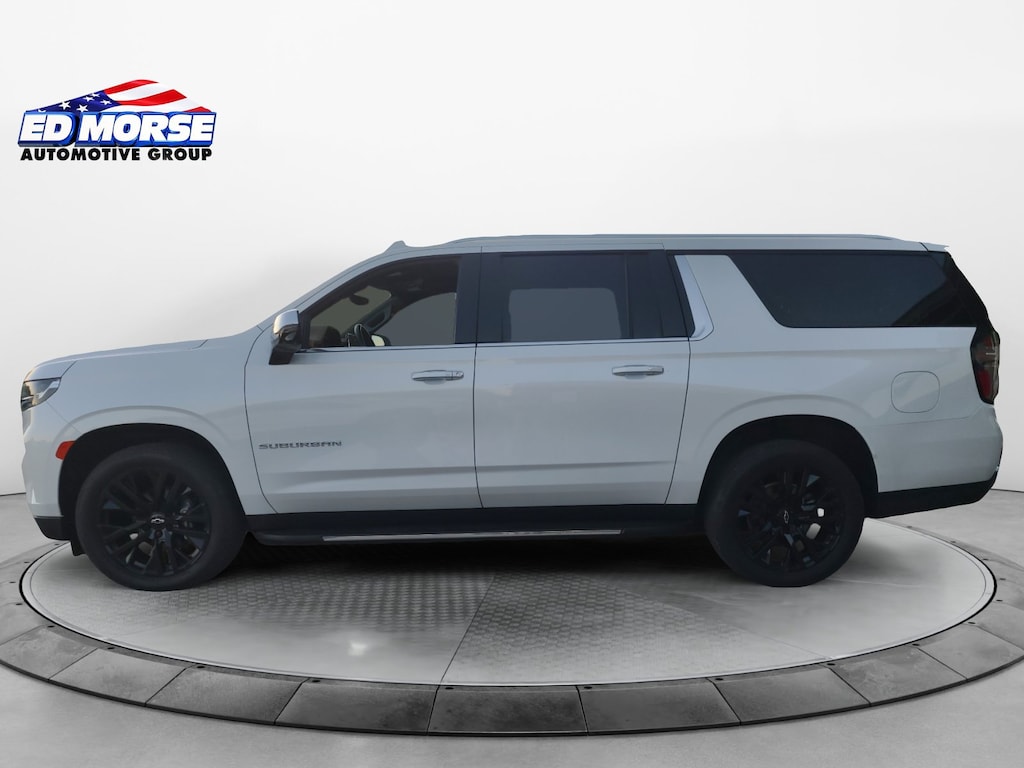 Used 2023 Chevrolet Suburban Premier 4WD Premier