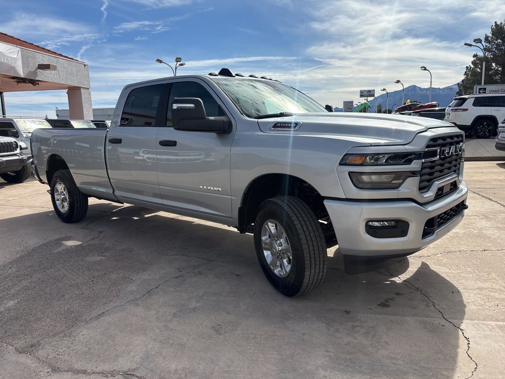 New 2026 Ram 3500 BIG HORN CREW CAB 4X4 8' BOX Pickup
