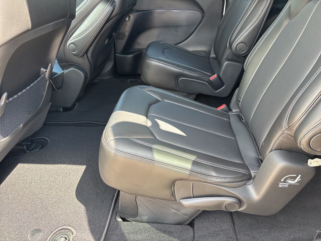 2026 Chrysler Voyager LX - Photo 19