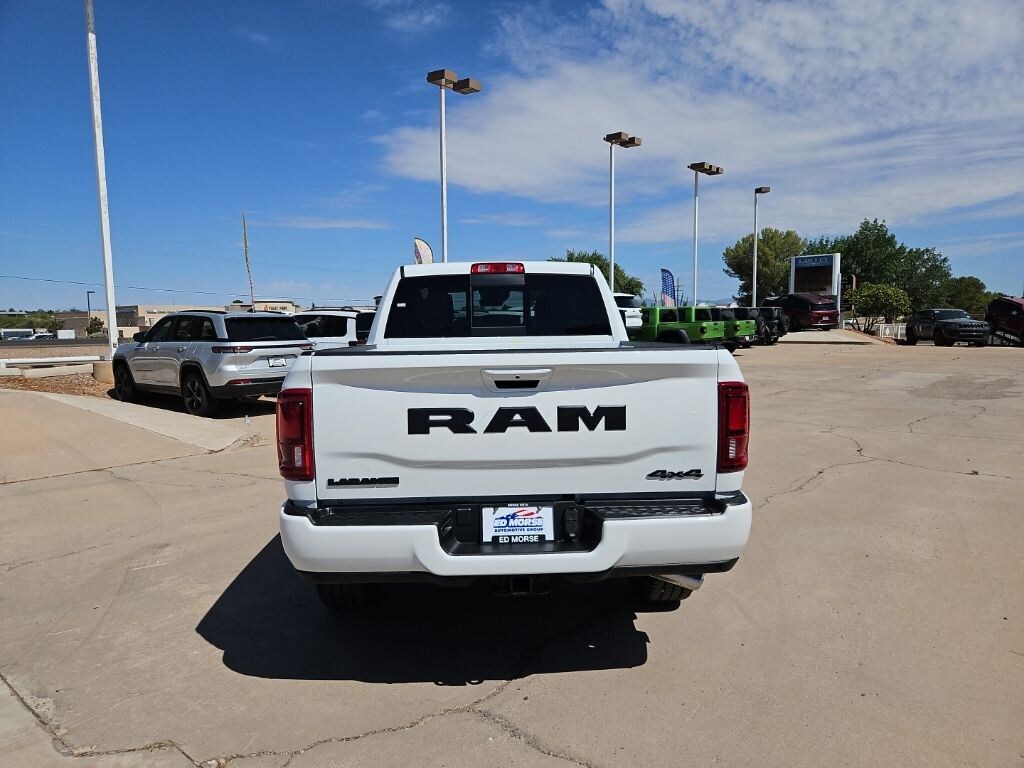 New 2026 Ram 2500 LARAMIE CREW CAB 4X4 6'4 BOX Pickup
