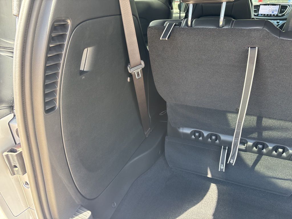 2026 Chrysler Voyager LX - Photo 23