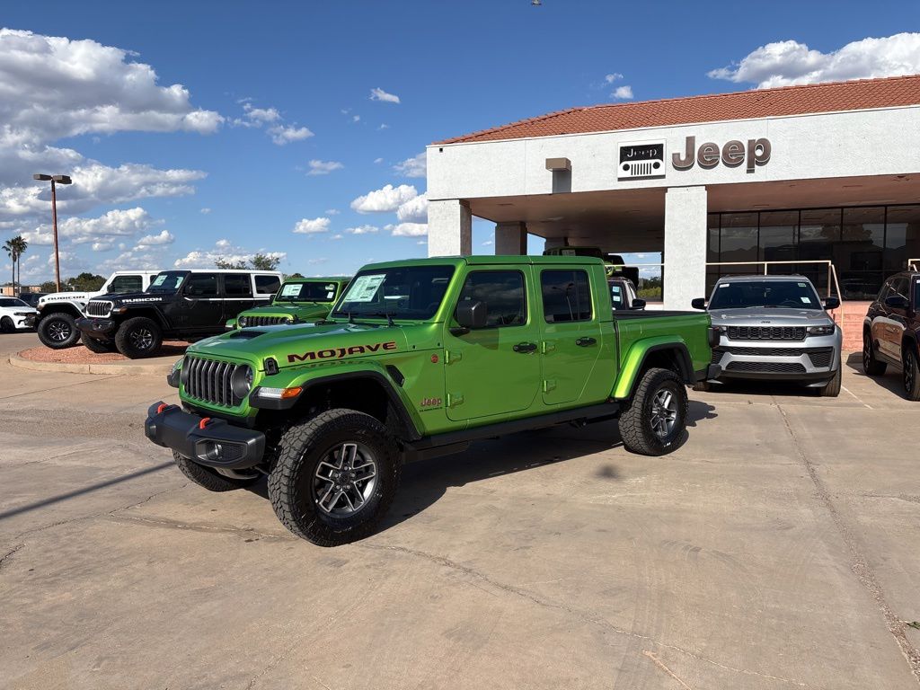 New 2026 Jeep Gladiator MOJAVE 4X4 Pickup