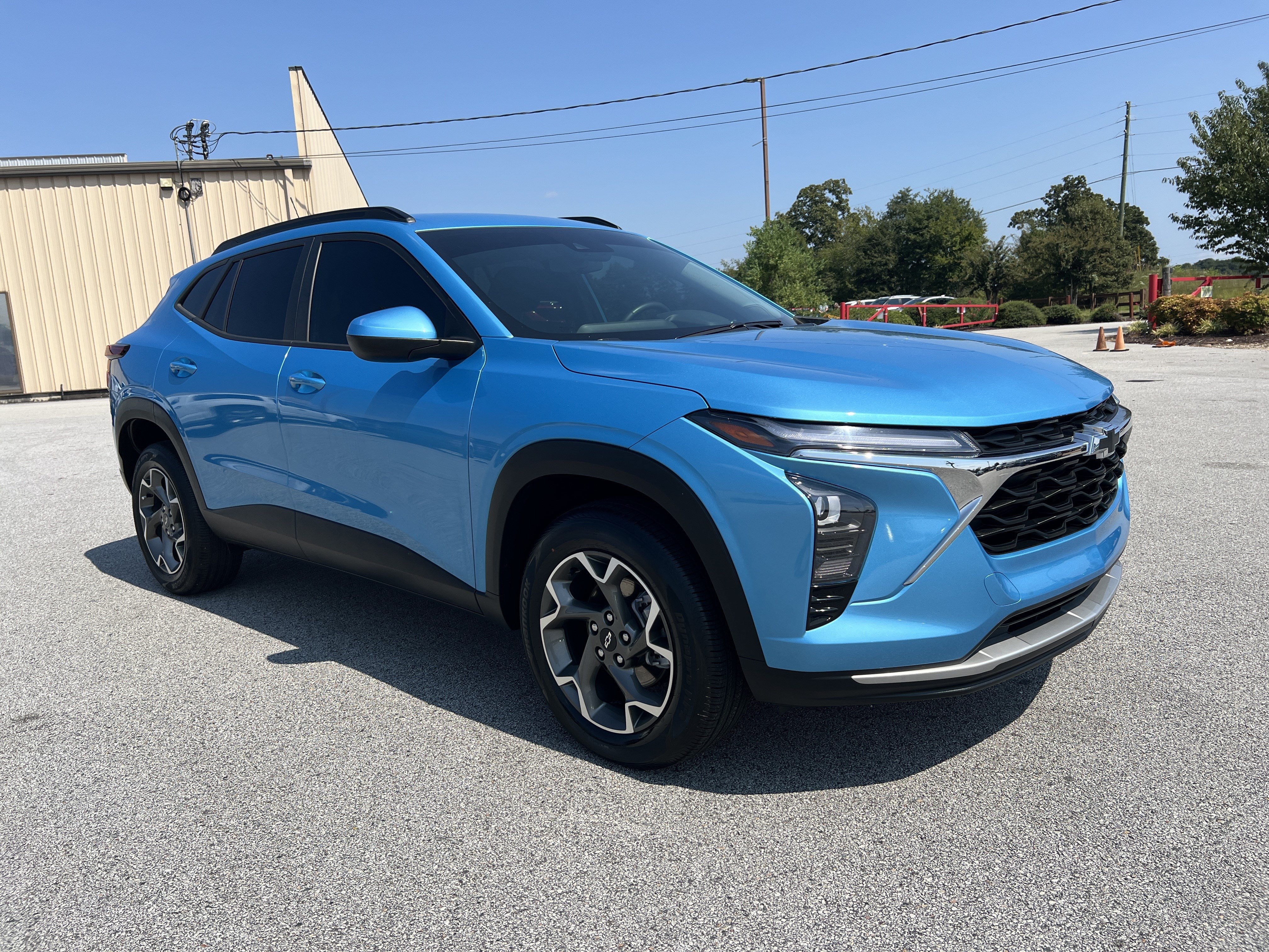Used 2025 Chevrolet Trax LT FWD LT