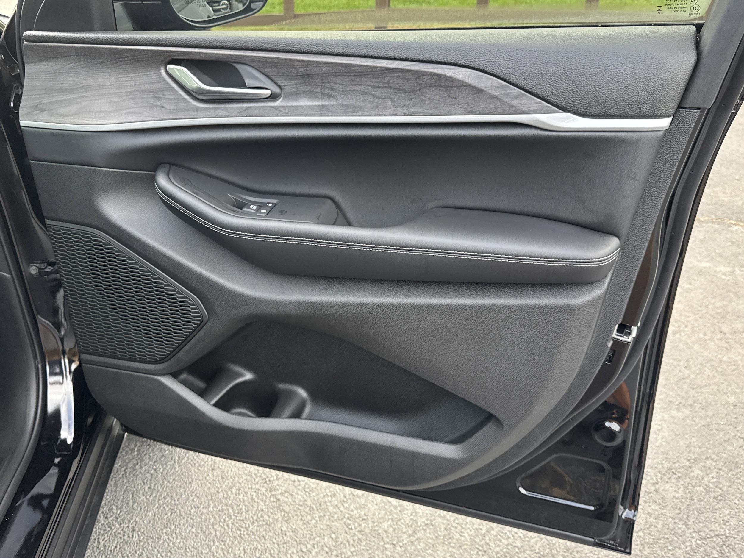 2025 Jeep Grand Cherokee L Limited - Photo 16