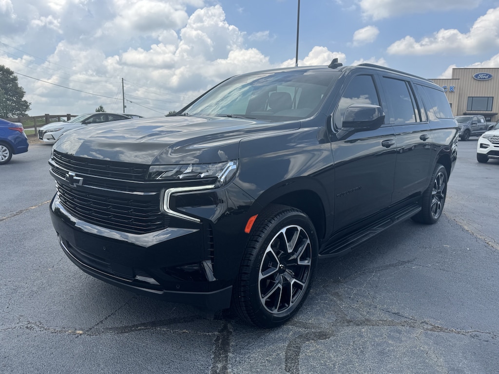 Used 2024 Chevrolet Suburban RST 4WD RST