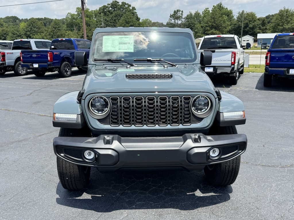 New 2026 Jeep Gladiator SPORT S 4X4 Pickup