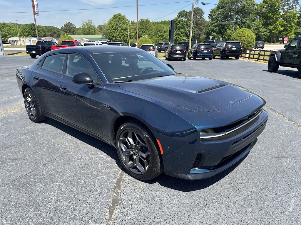 New 2026 Dodge Charger R/T PLUS 4-DOOR AWD Sedan