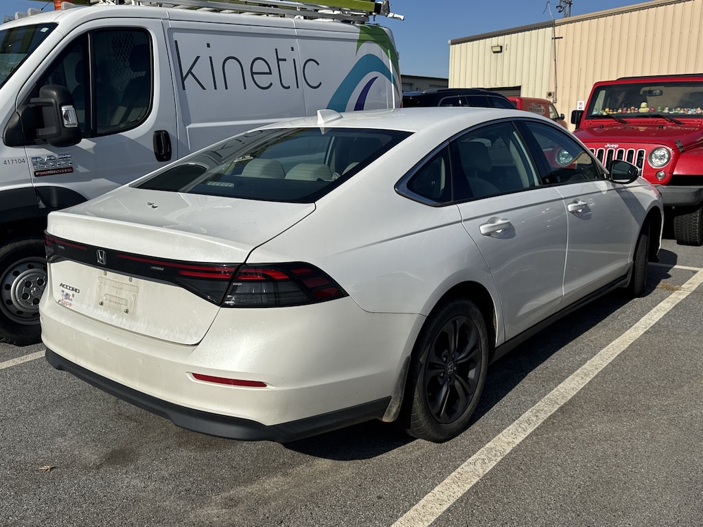 Used 2023 Honda Accord Sedan EX
