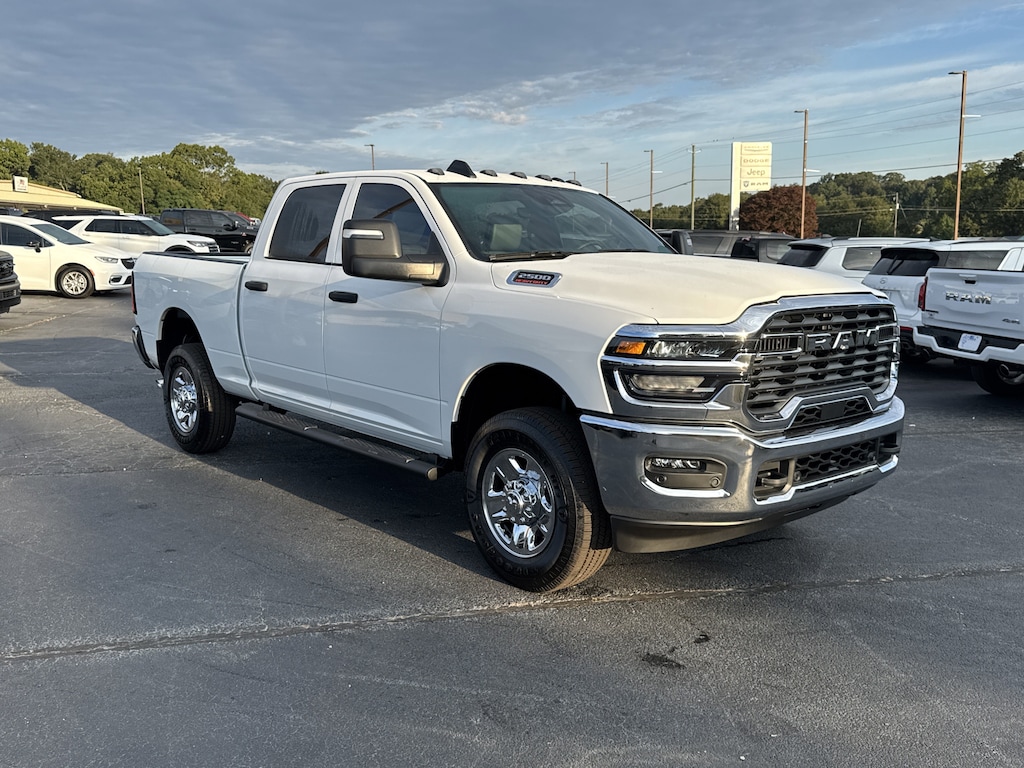 New 2026 Ram 2500 TRADESMAN CREW CAB 4X4 6'4 BOX Pickup