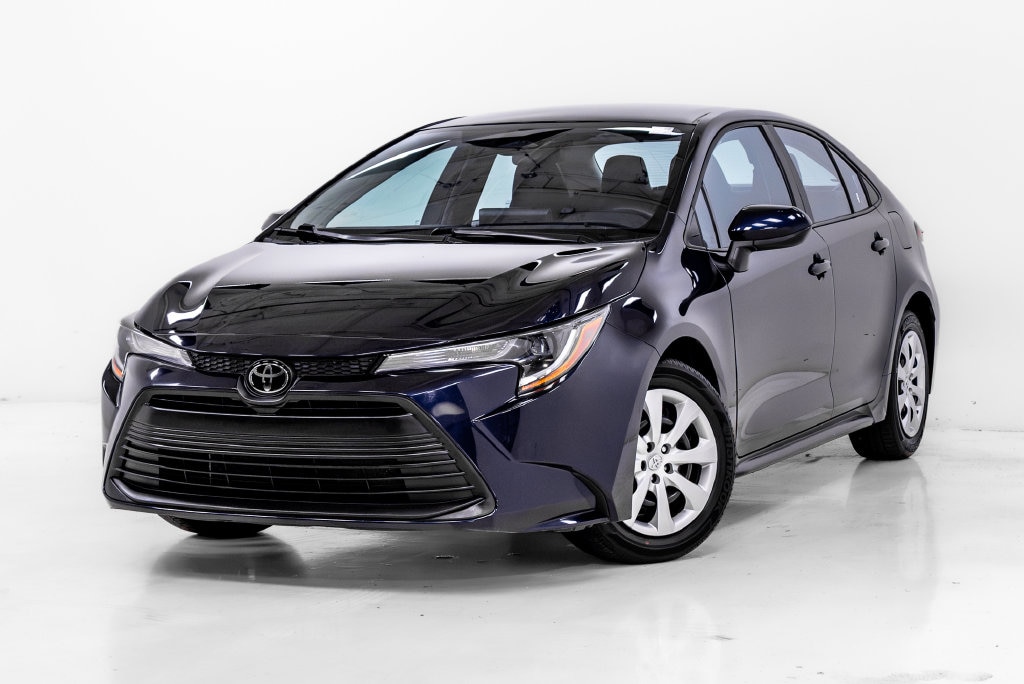 Used 2025 Toyota Corolla LE Sedan