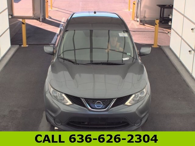 Used 2018 Nissan Rogue Sport S with VIN JN1BJ1CR9JW281626 for sale in Oakbrook Terrace, IL