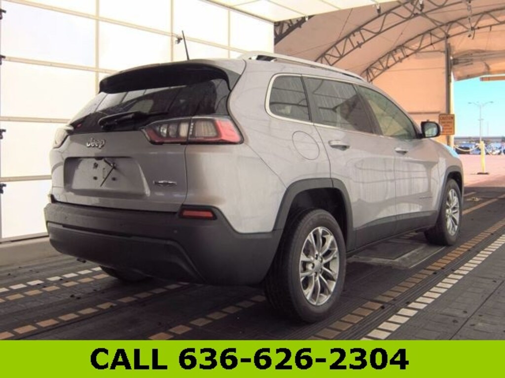 Used 2019 Jeep Cherokee Latitude Plus FWD SUV