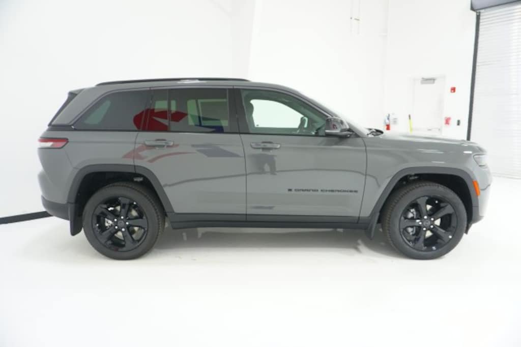 New 2027 Jeep Grand Cherokee LIMITED 4X2 Sport Utility
