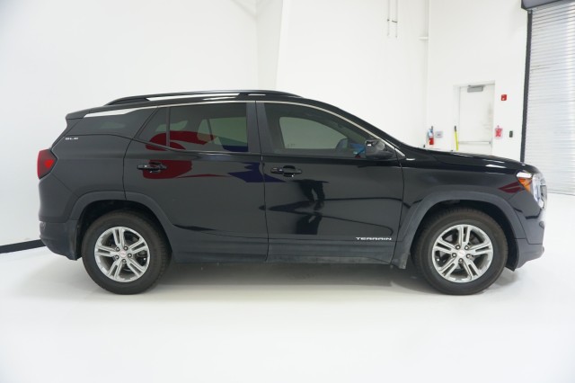 Used 2023 GMC Terrain SLE SUV