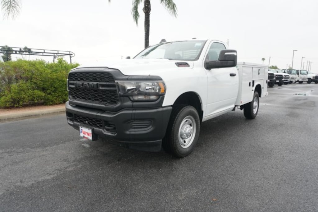 New 2024 Ram 2500 TRADESMAN REGULAR CAB 4X2 8' BOX Pickup